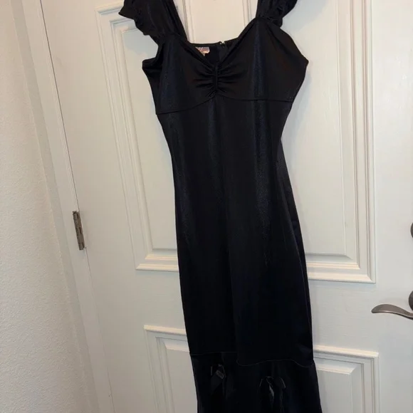 Spandex Pinup Black Wiggle Dress, Sweetheart Neck LG (rns small) by Lolita Girl - Picture 3 of 11